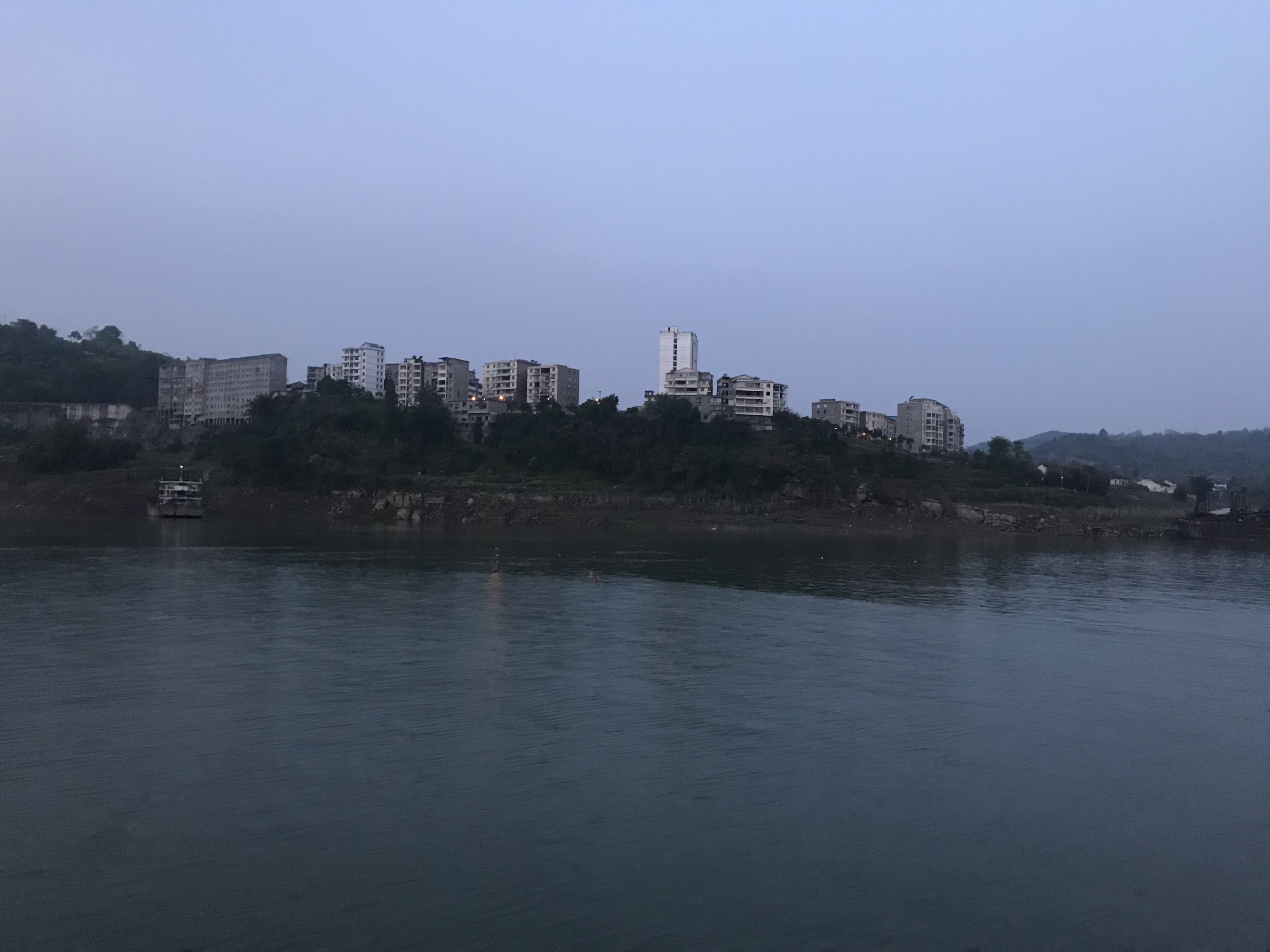 ./2018/03 - Viking China/16 - Shibaozhai/IMG_7333.JPG